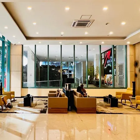 Bgc Luxury Condo - Balcony, Pool, Wi-Fi, City View - Suite 25 Manila Exterior photo